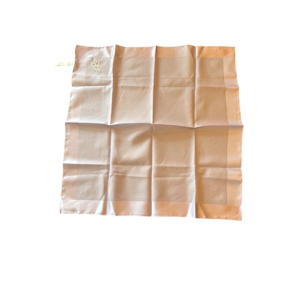 Elegant Lavender Monogrammed Polyester Handkerchief With Embroidered "R" Design